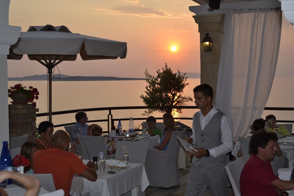 Delfino Blu Wellness Boutique Hotel آغيوس ستيفانوس المظهر الخارجي الصورة